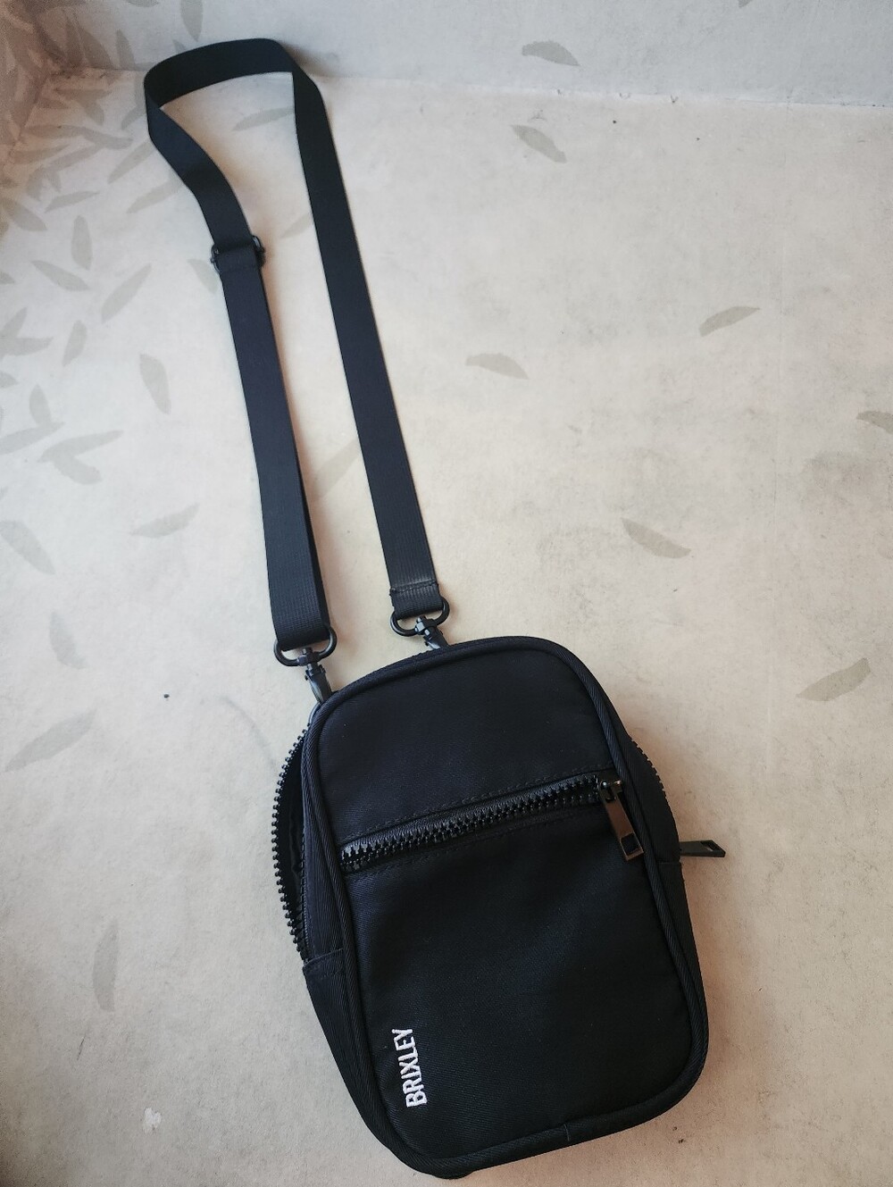 Bags - Picture 5 of 6